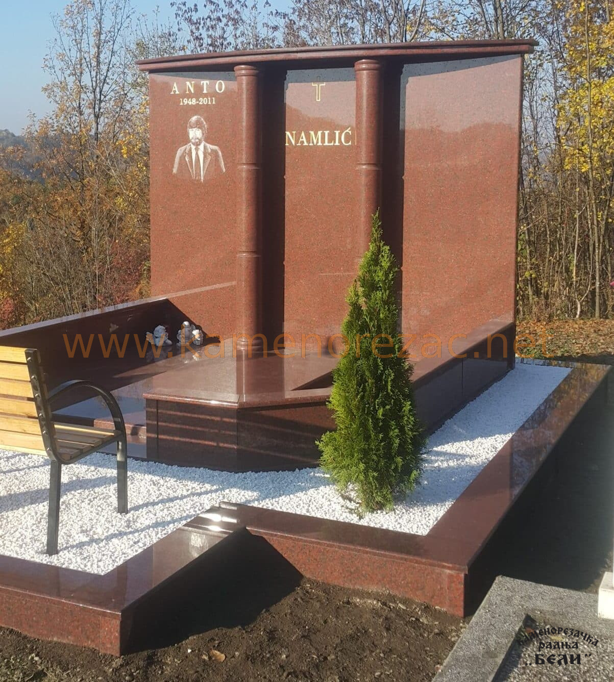 Spomenik Kapitel 037