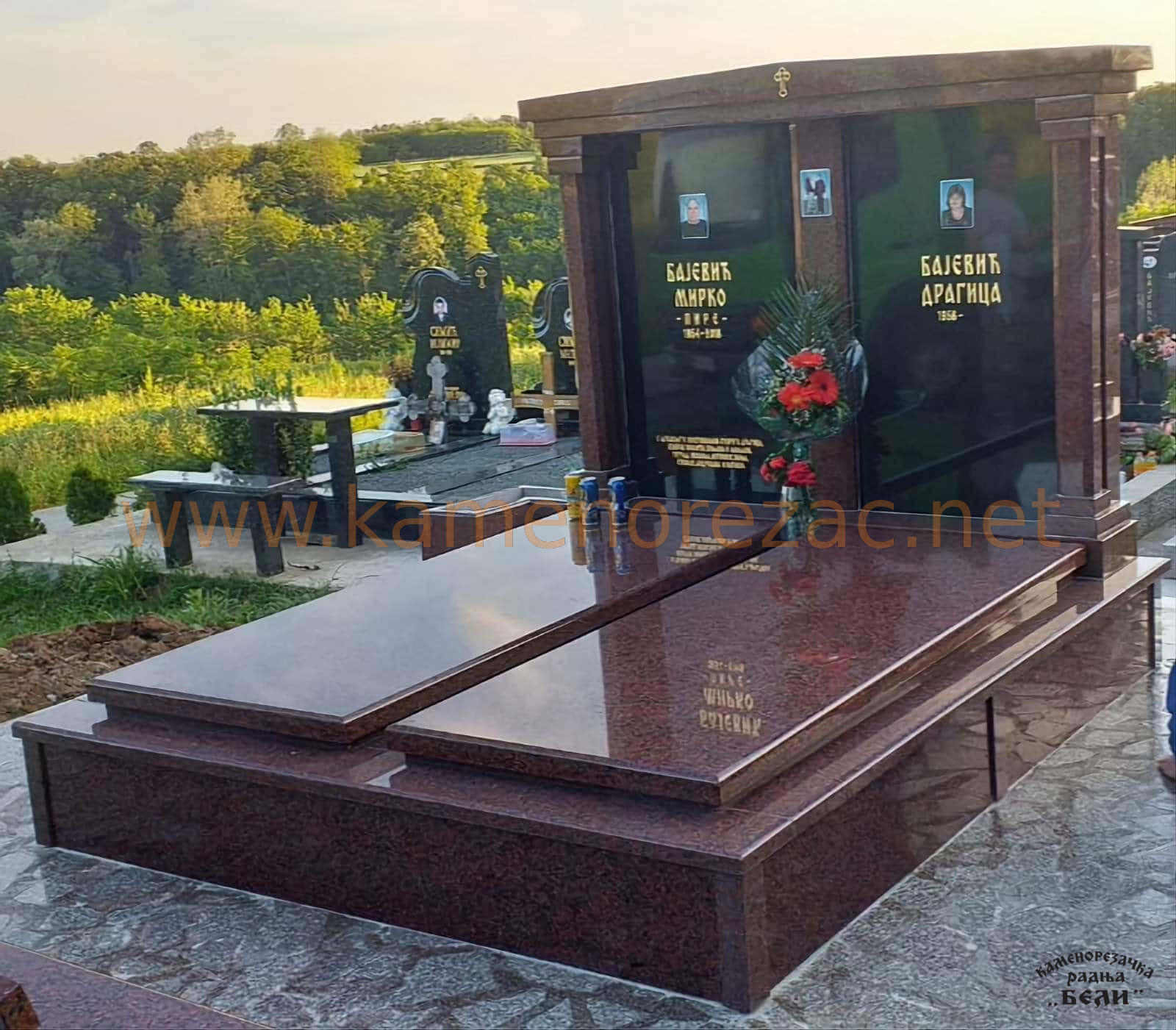 Spomenik Kapitel 059