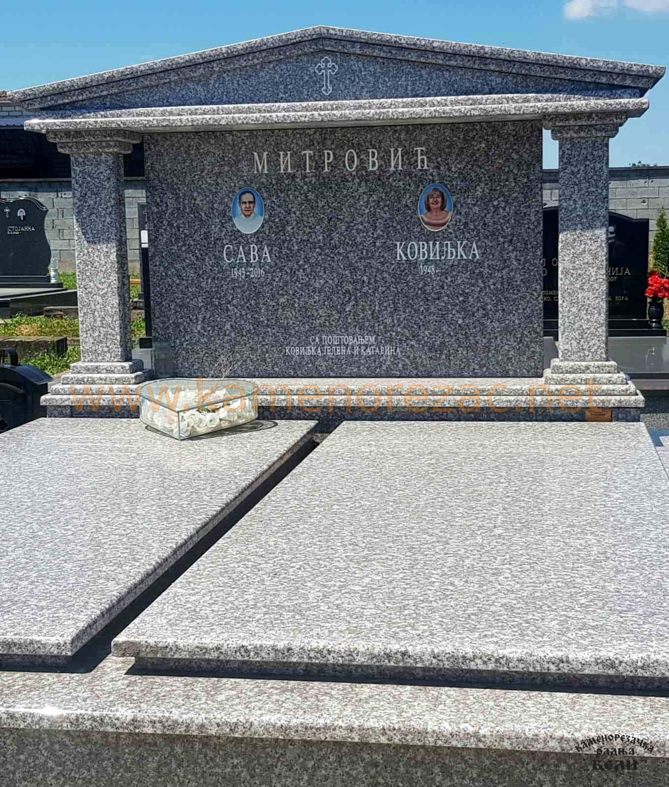 Spomenik Kapitel 004