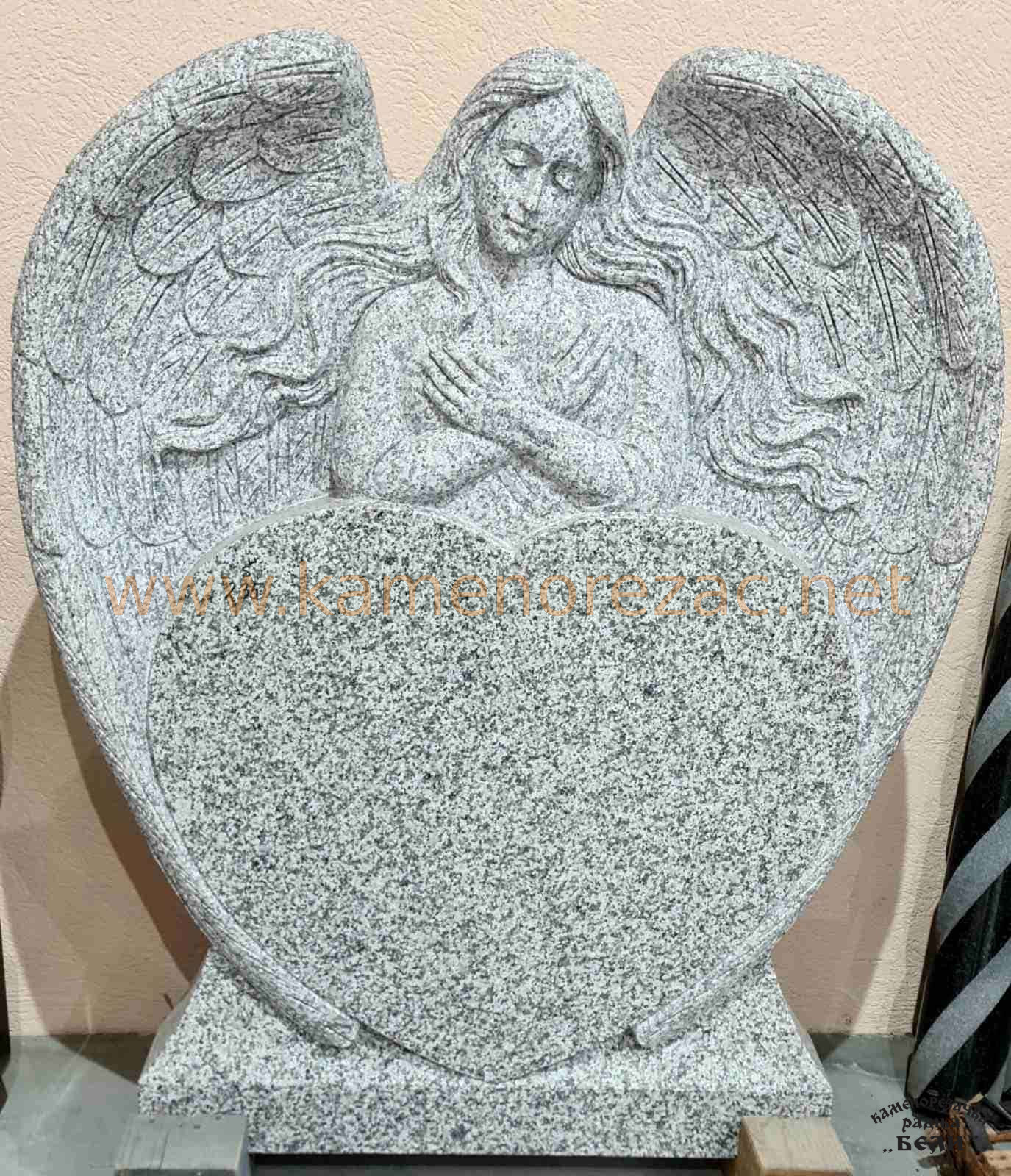 Spomenik Andjeo 069